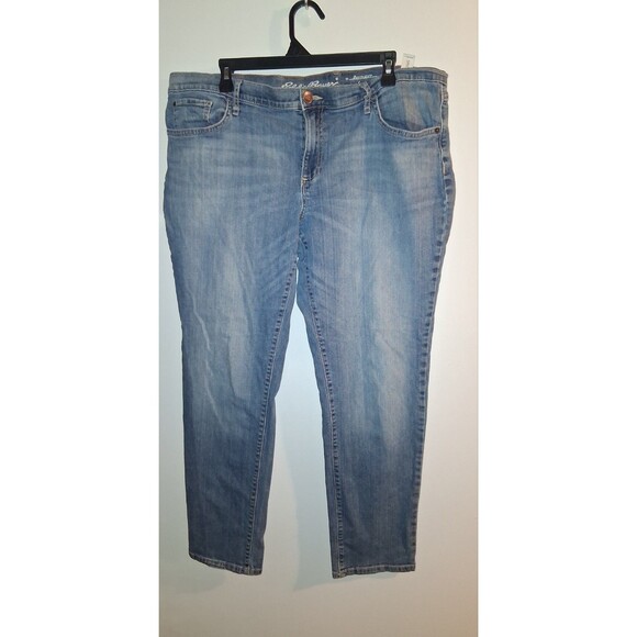 Eddie Bauer Medium Denim Boyfriend Slim Leg Jeans Sz 18 - Picture 1 of 2